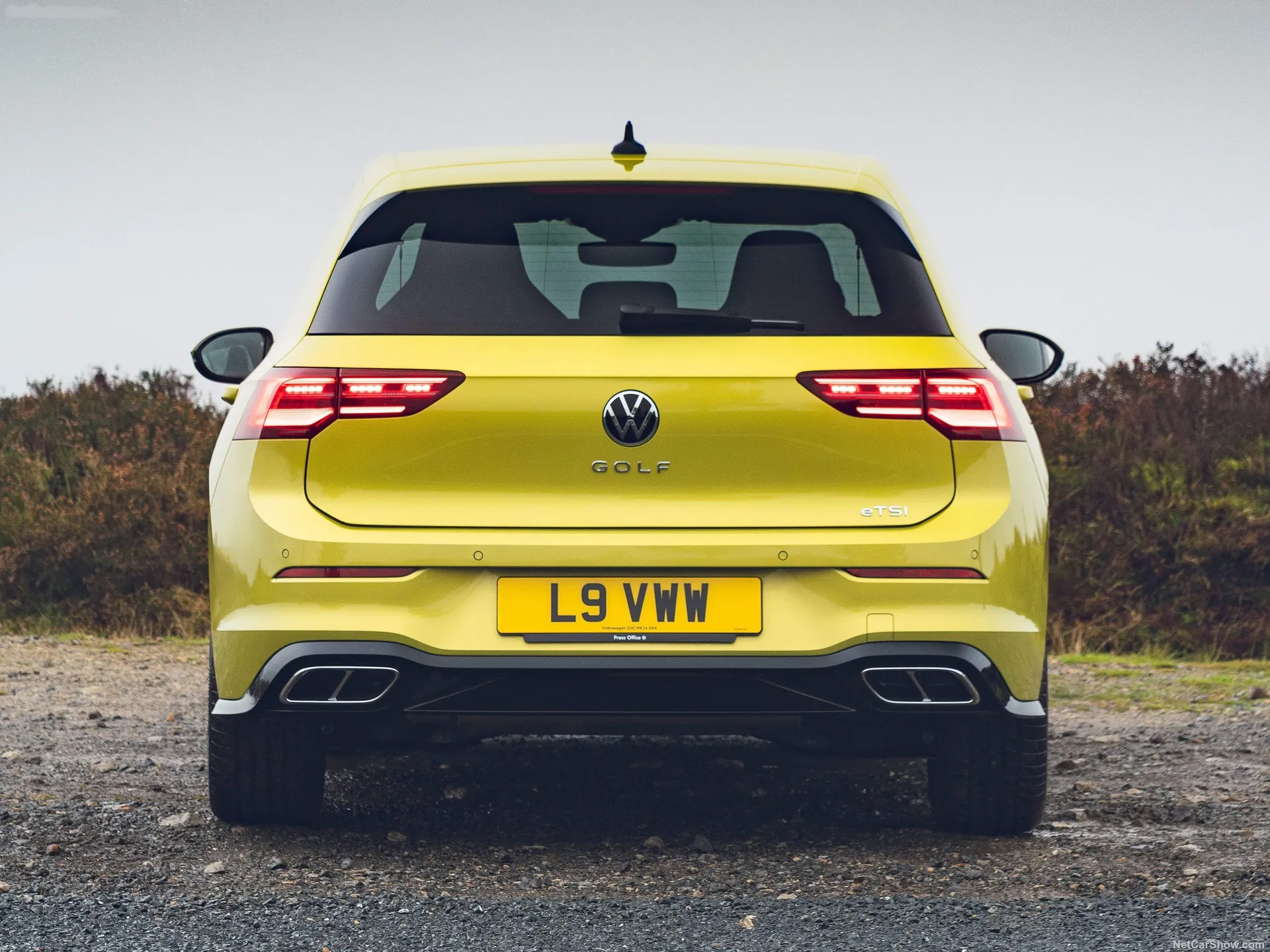 Volkswagen Golf R-Line [UK] (2021) - Rear
