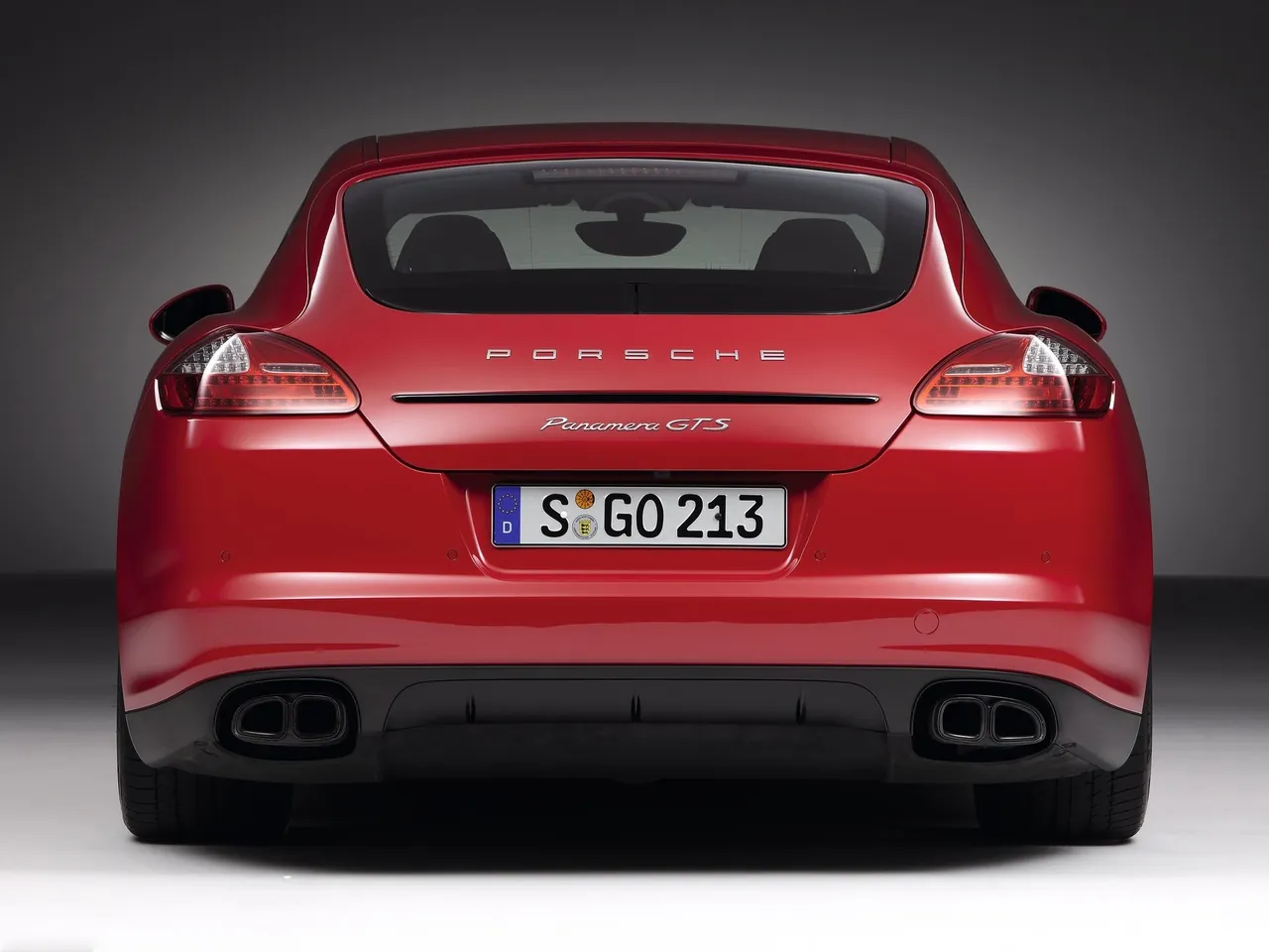 Porsche Panamera GTS (2012) – zezadu