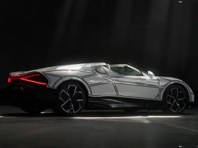 Bugatti W16 Mistral Blanc Eternel (2026)