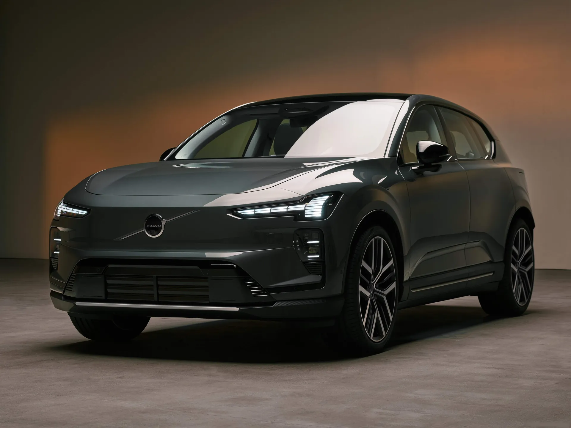 Volvo EX60 (2027)