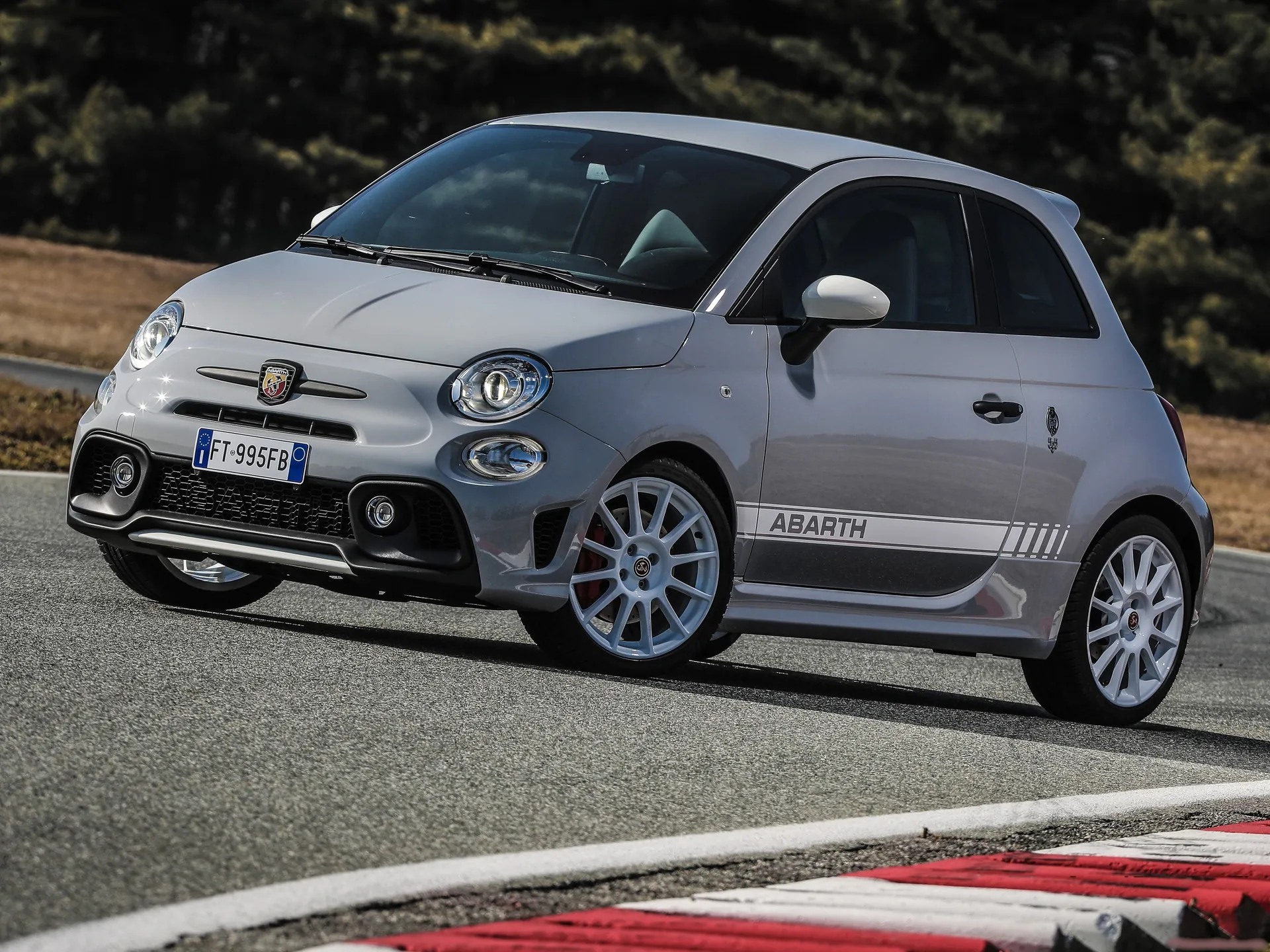Fiat 595 Abarth esseesse (2019)