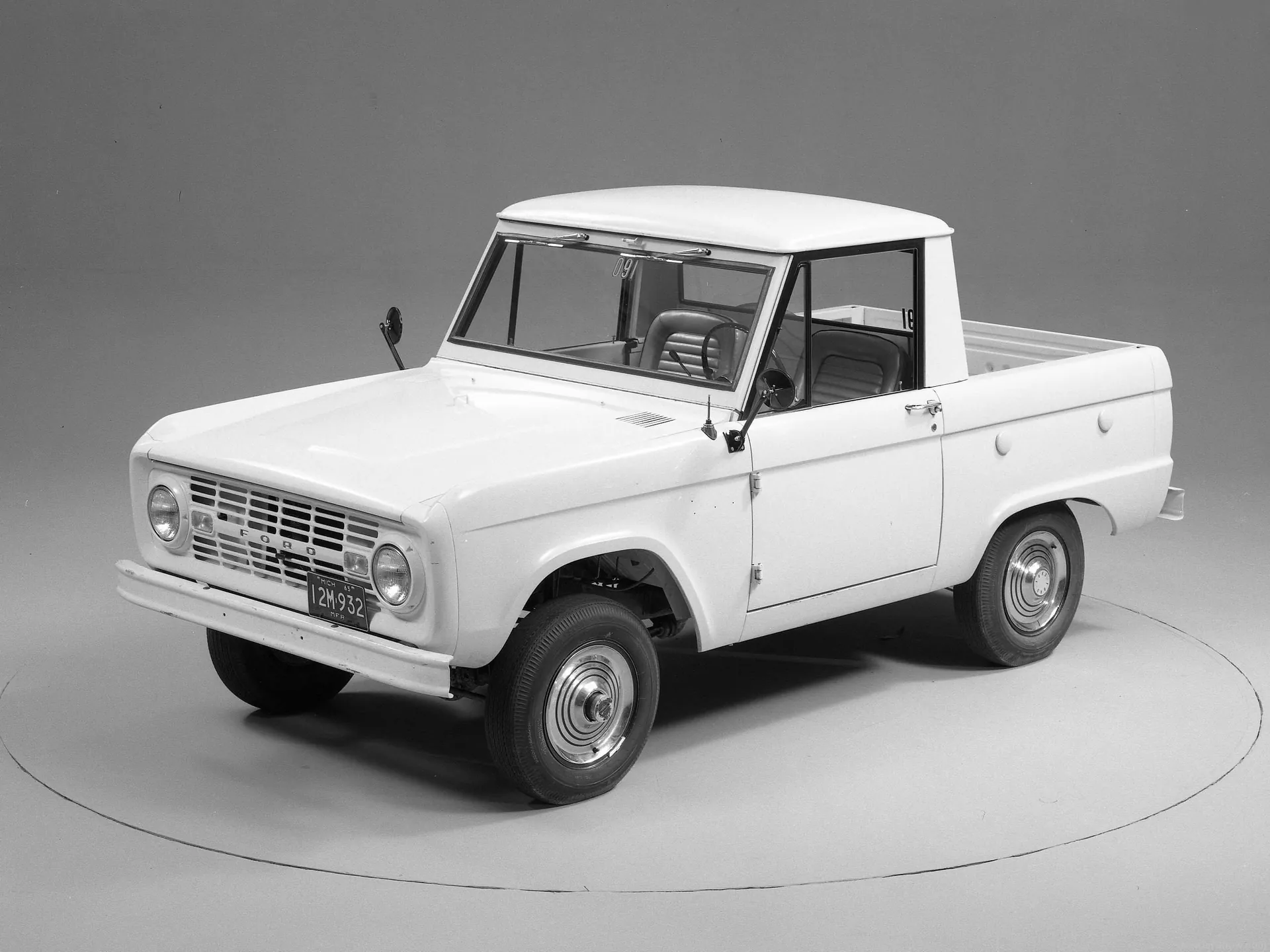 Ford Bronco Pickup (1966)