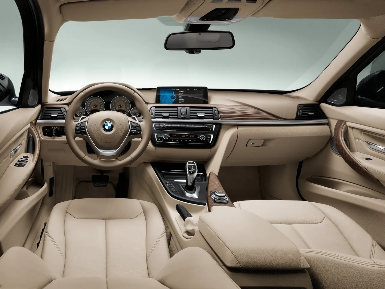 BMW 3-Series Long Wheelbase (2013) – interiér
