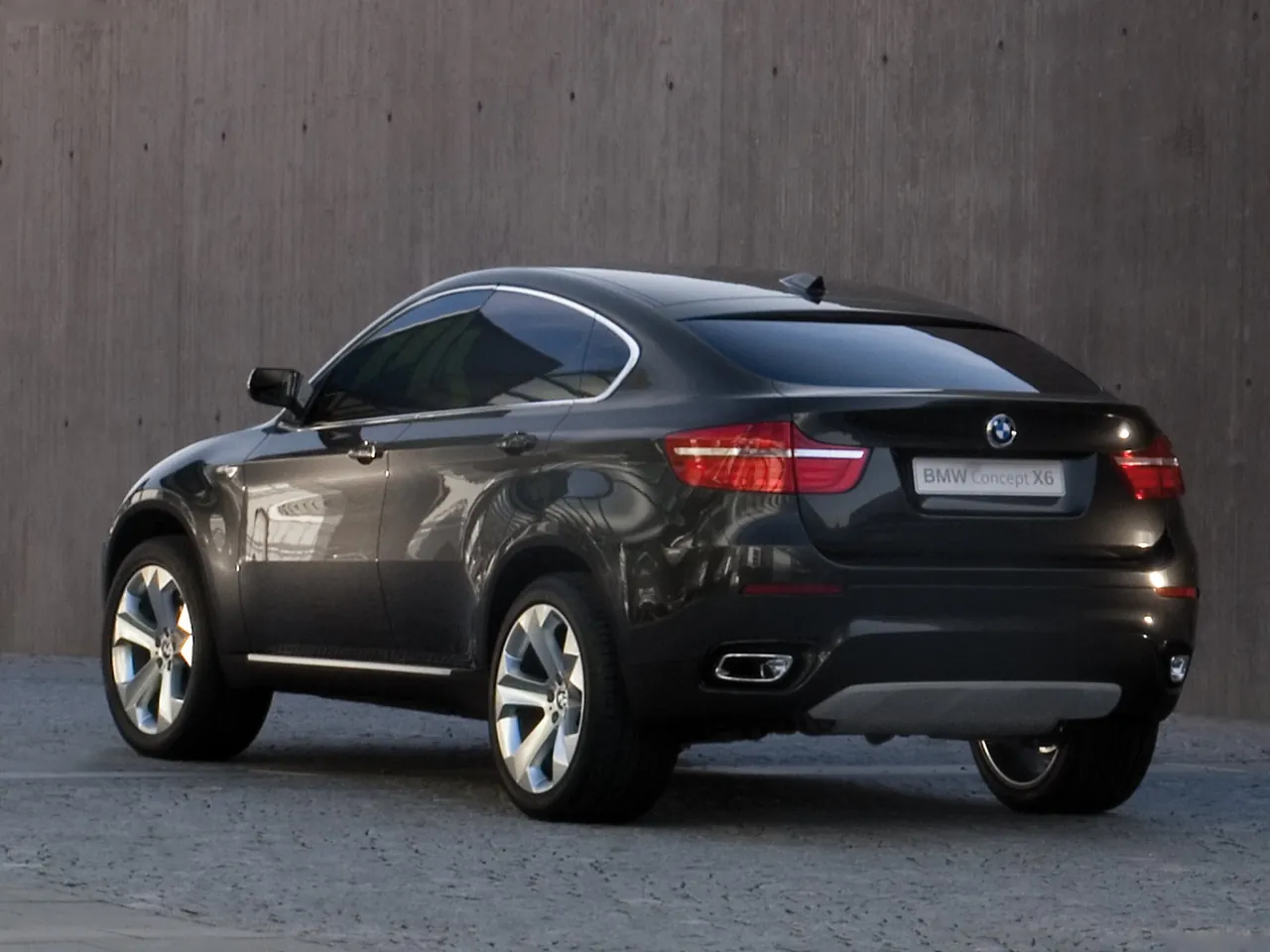 BMW X6 Concept (2007) – zadní tříčtvrteční pohled