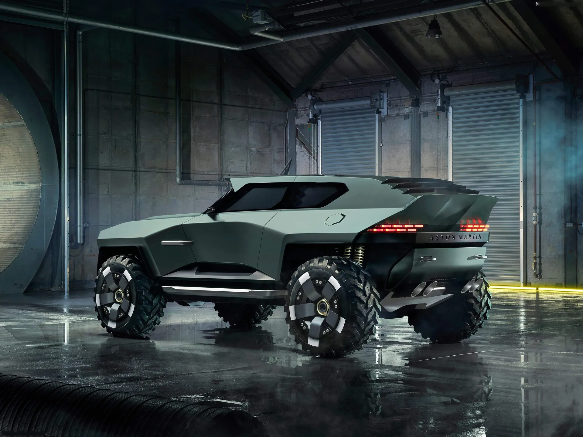 Aston Martin Dreadnought Concept (2026) – zadní tříčtvrteční pohled