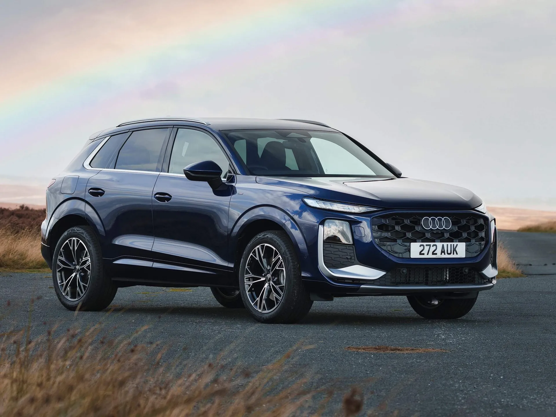 Audi Q3 SUV e-hybrid [UK] (2026)