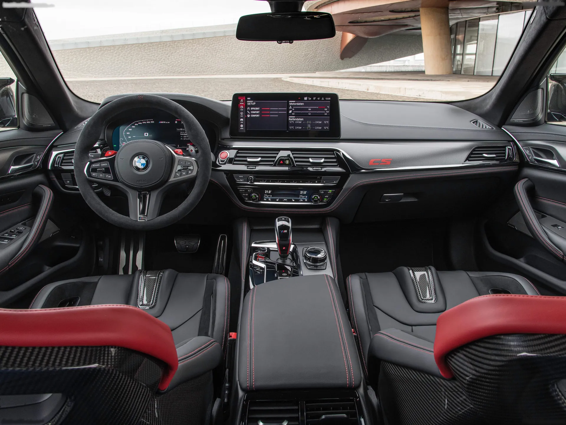 BMW M5 CS (2022) - Interior