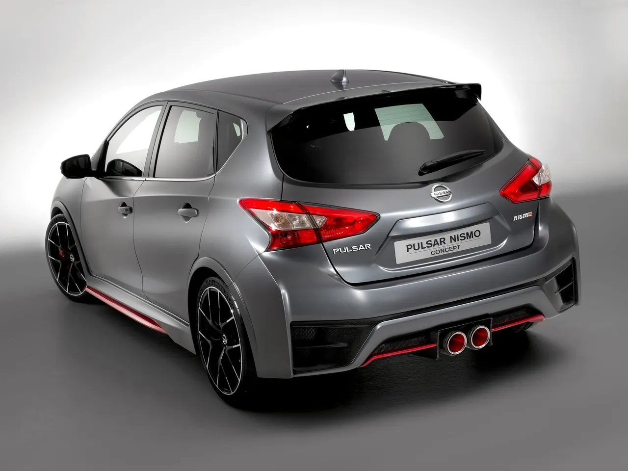 Nissan Pulsar Nismo Concept (2014) – zadní tříčtvrteční pohled