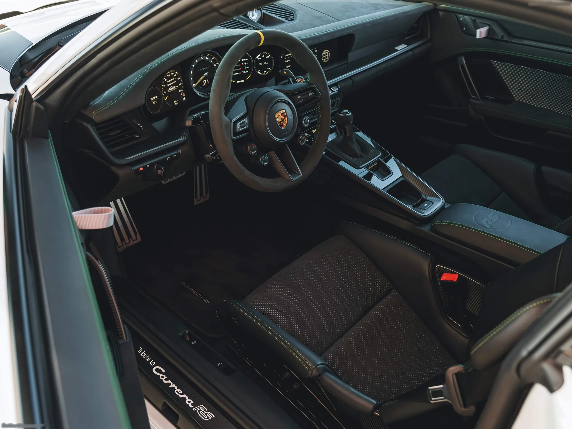 Porsche 911 GT3 RS Carrera RS 2.7 Tribute (2023) – interiér