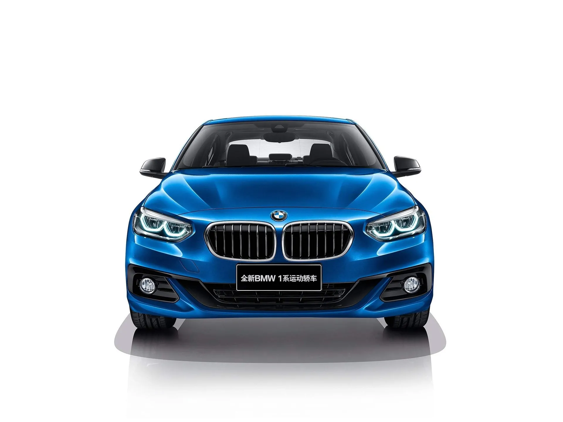 BMW 1-Series Sedan (2017) – zepředu