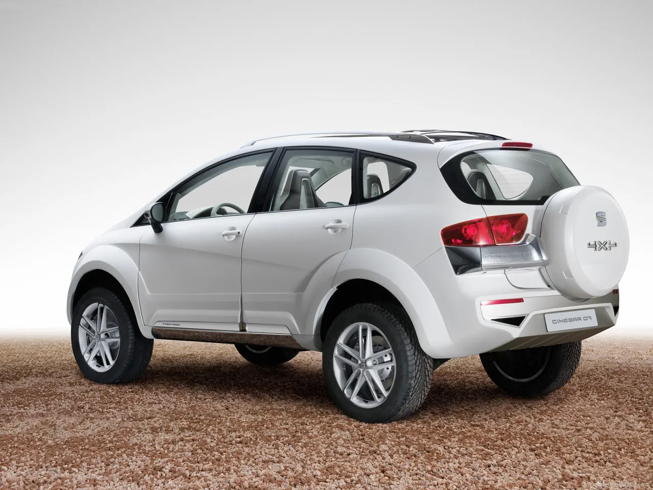 Seat Altea Freetrack Concept (2007) – zadní tříčtvrteční pohled