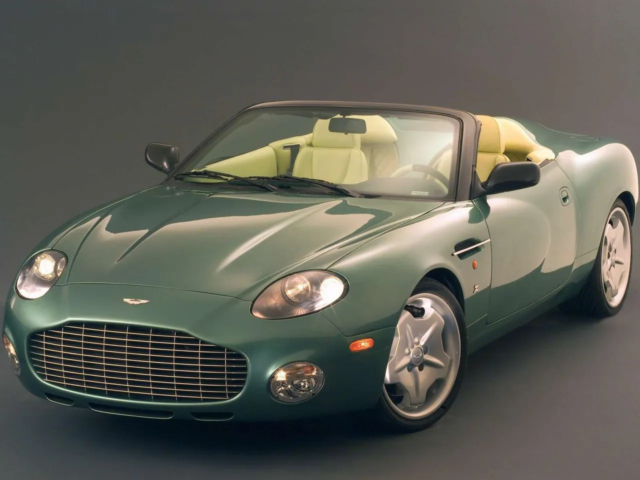 Aston Martin DB AR1 (2003)