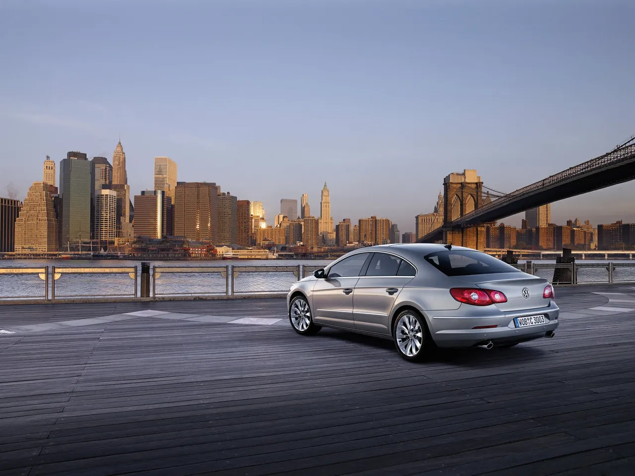 Volkswagen Passat CC (2009) - Rear Three-Quarter