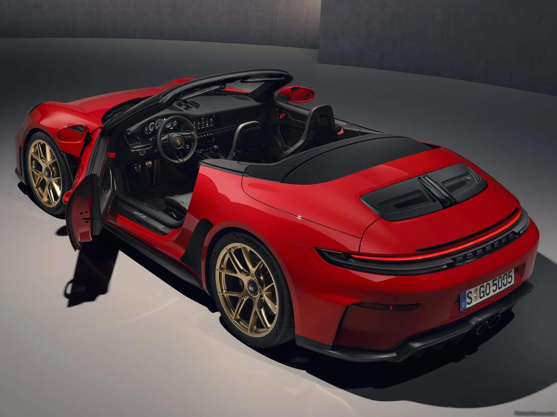 Porsche 911 GT3 S-C (2027) – zadní tříčtvrteční pohled