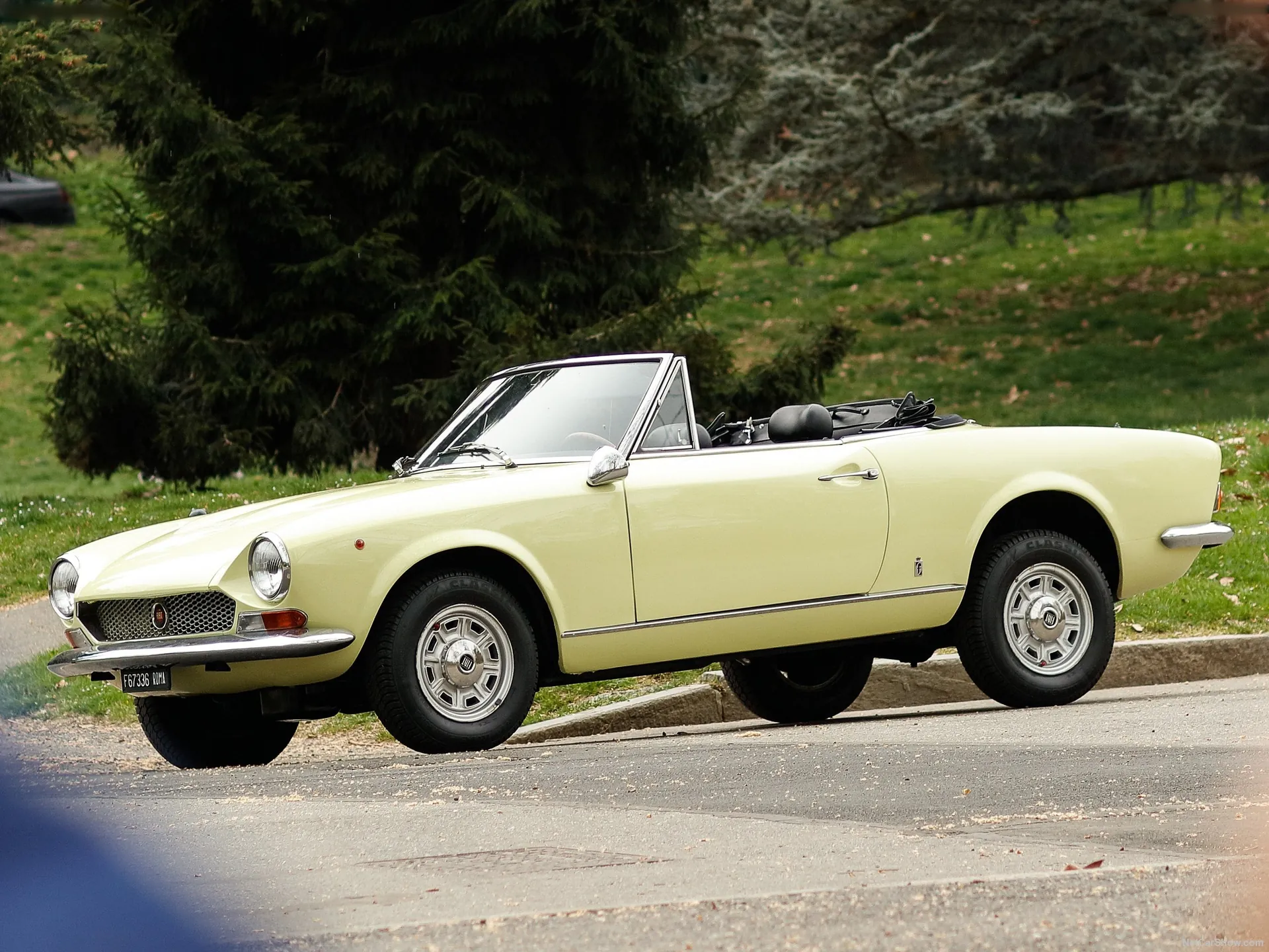 Fiat 124 Sport Spider (1969)