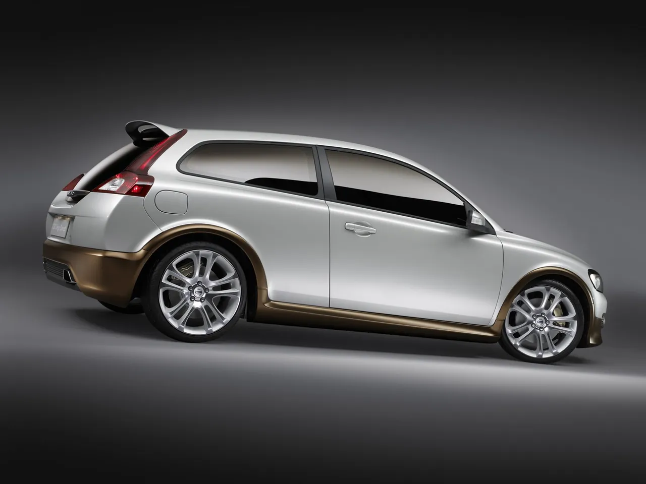 Volvo C30 Design Concept (2005) – boční profil