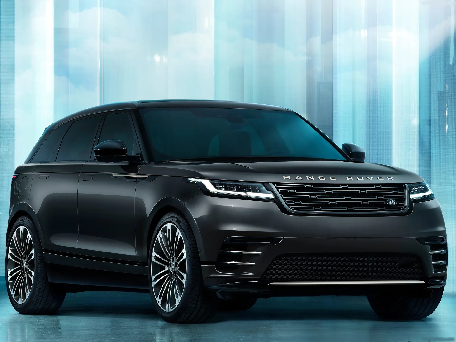 Land Rover Range Rover Velar (2024)