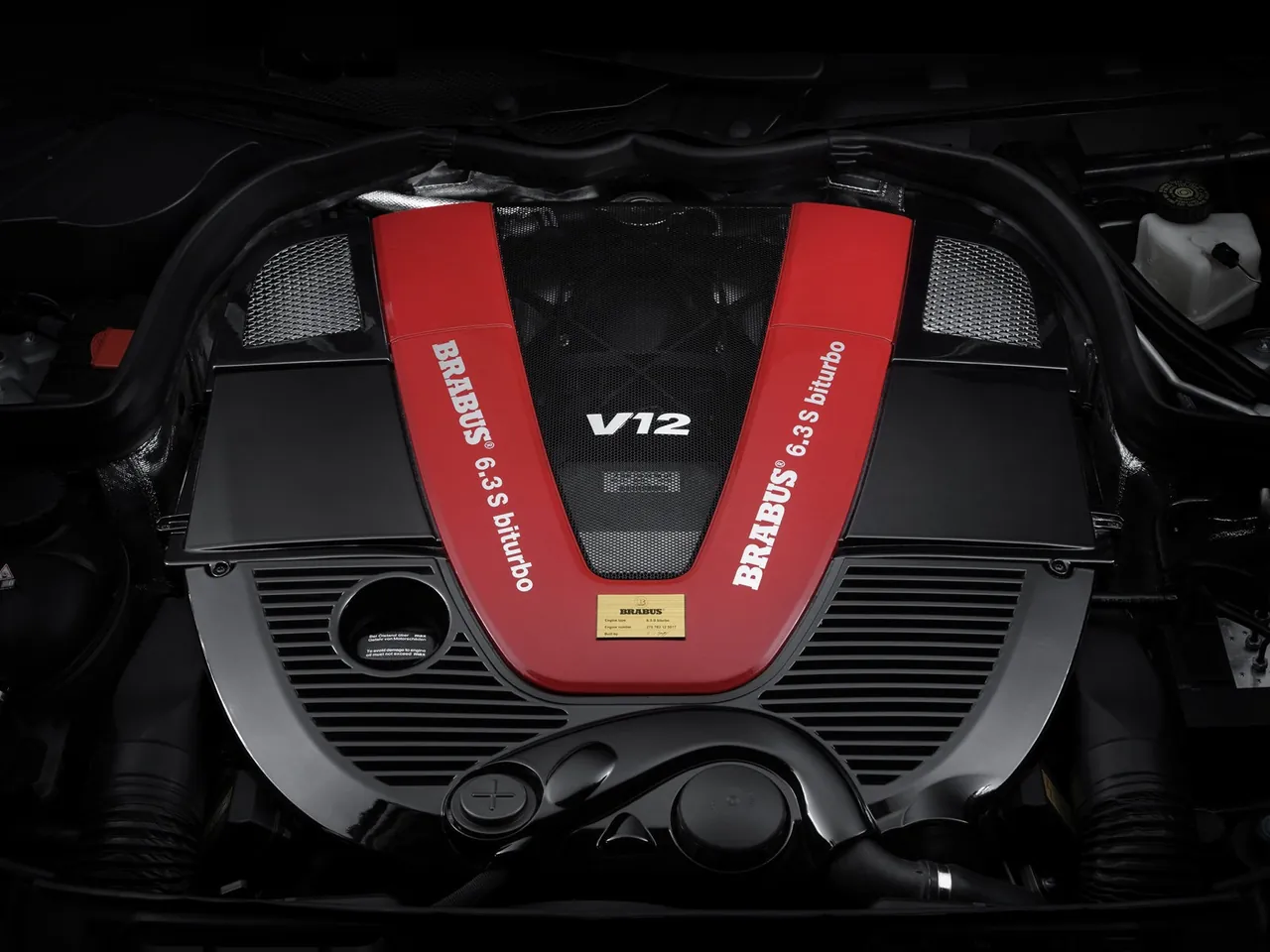Brabus Bullit (2007) – motorový prostor