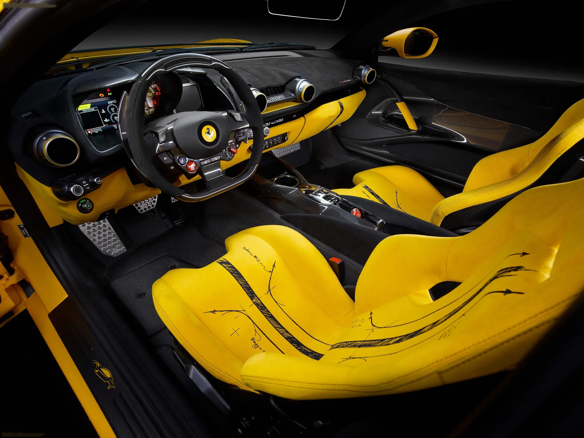 Ferrari 812 Competizione Tailor Made (2023) – interiér