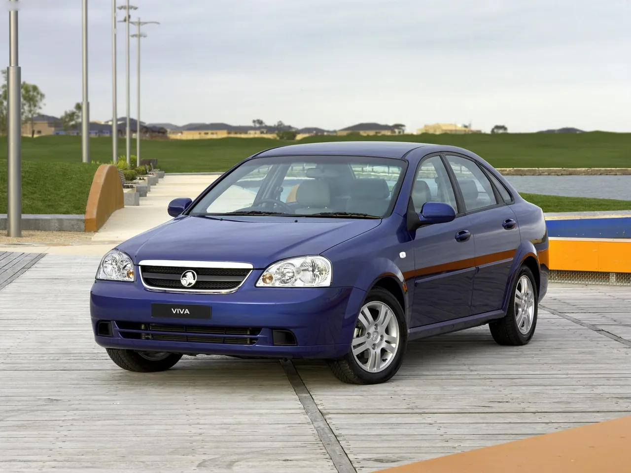 Holden JF Viva Sedan (2005)