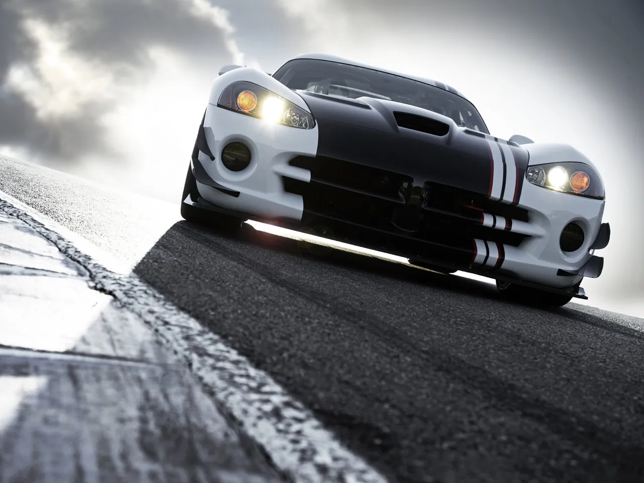Dodge Viper SRT10 ACR-X (2010) – zepředu