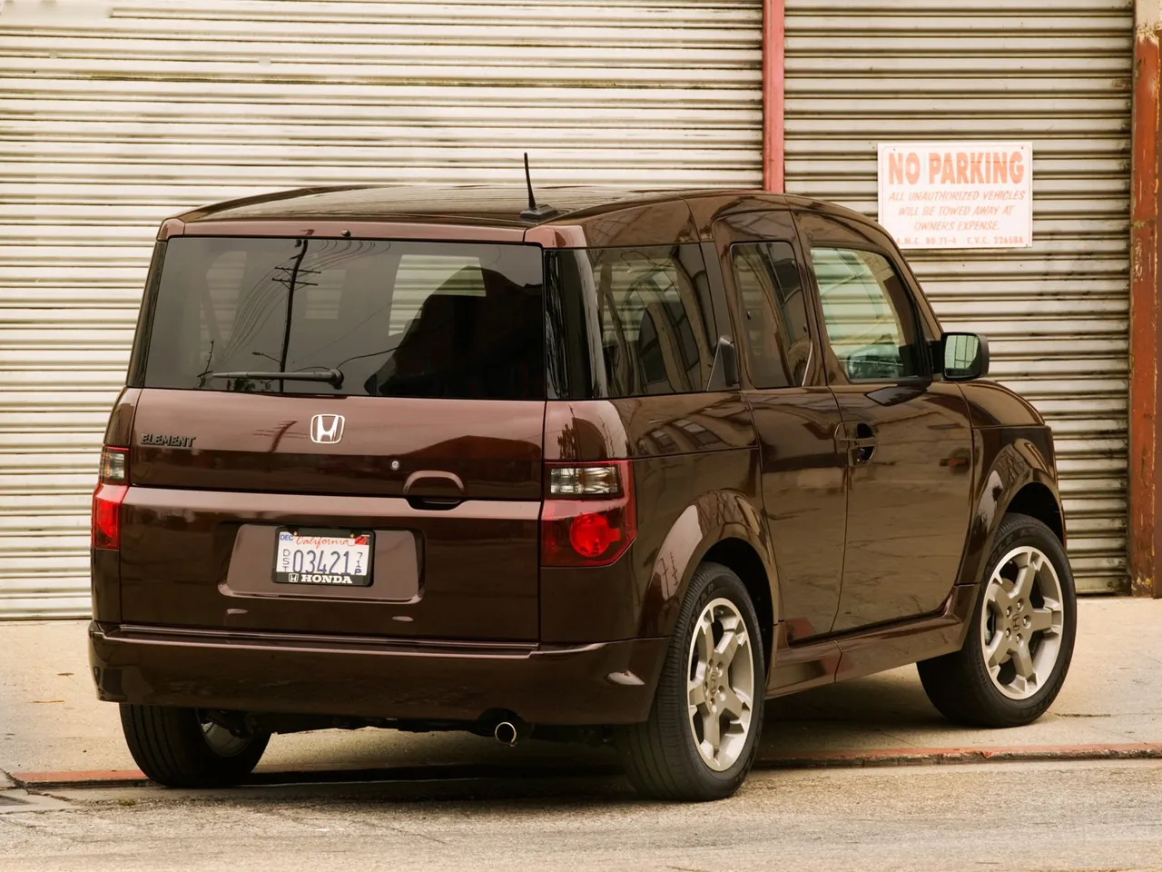 Honda Element SC (2007) – zadní tříčtvrteční pohled