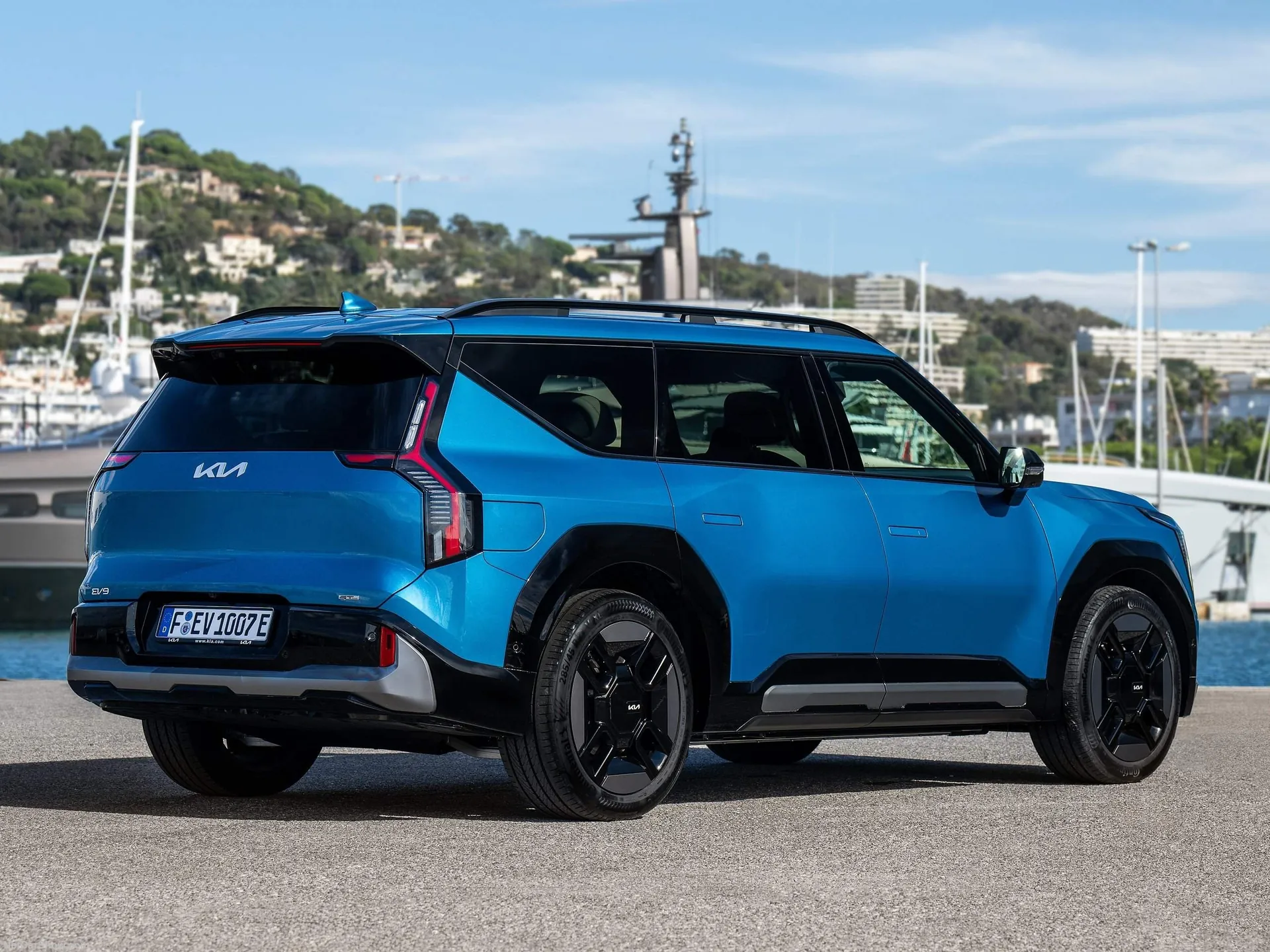 Kia EV9 (2024) – zadní tříčtvrteční pohled