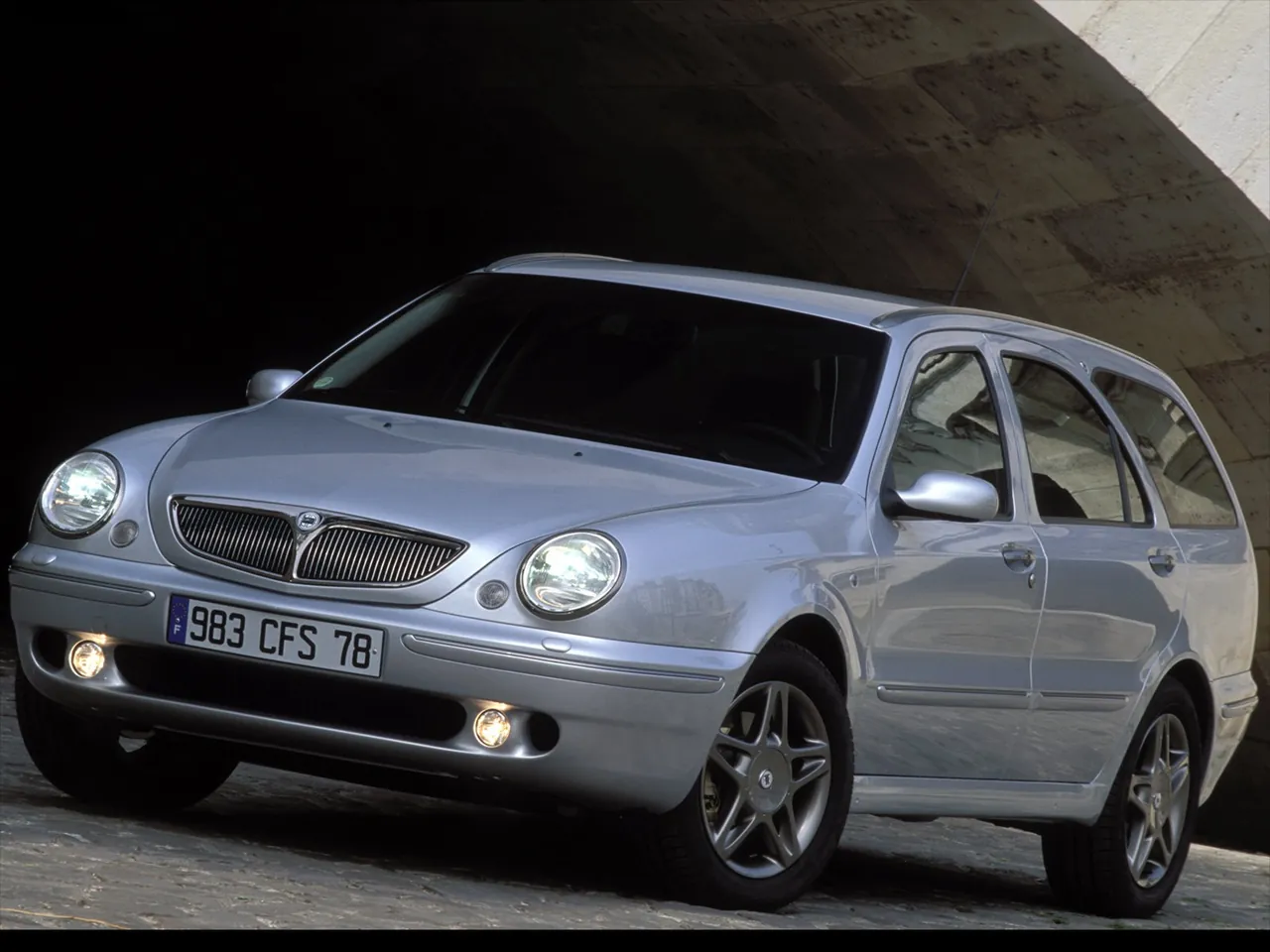 Lancia Lybra Intensa (2002)