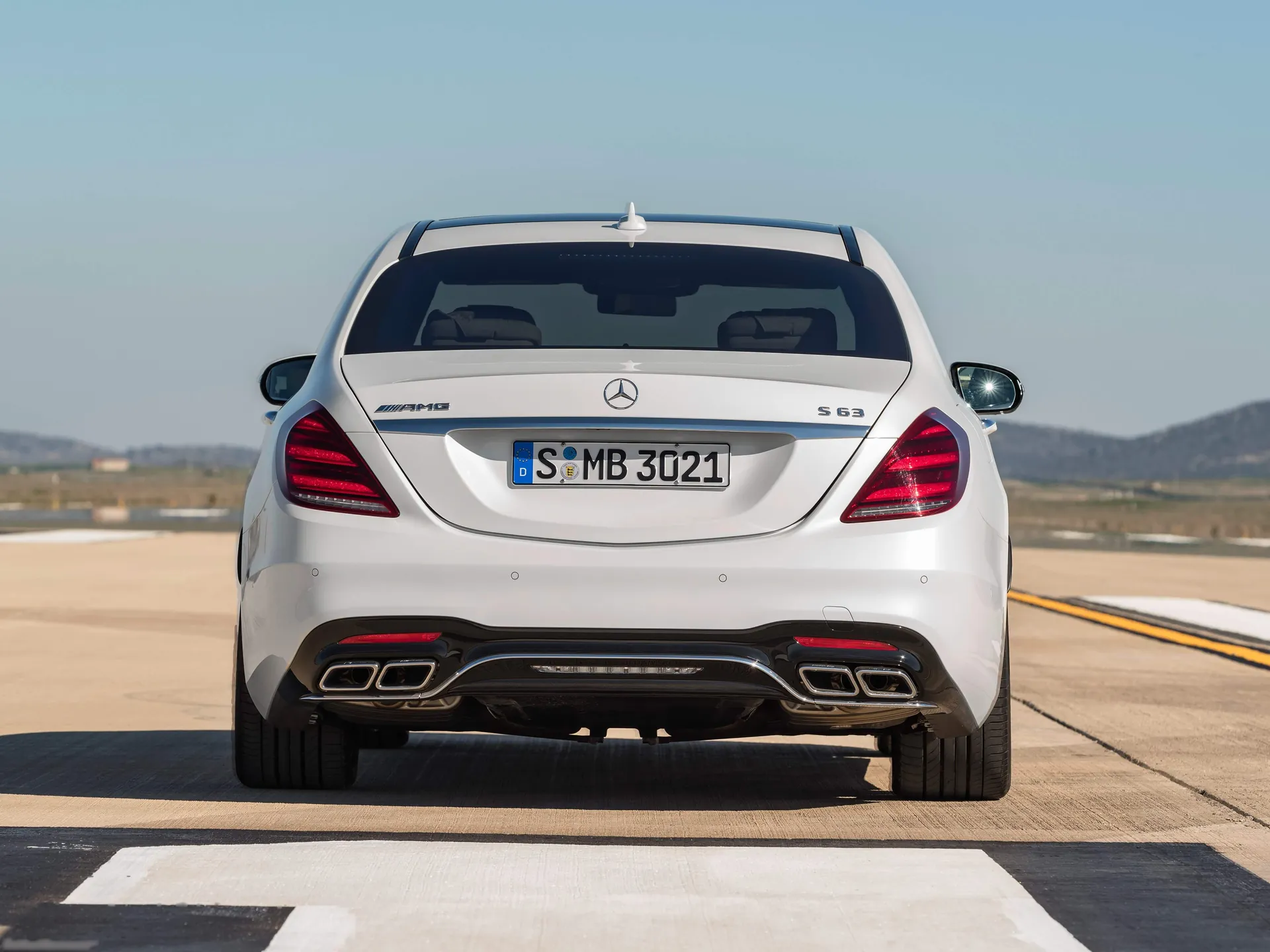 Mercedes-Benz S63 AMG (2018) - Rear