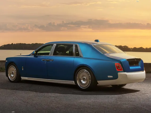 Rolls-Royce Phantom Extended Regatta (2026)