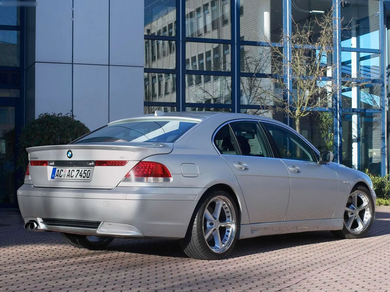 AC Schnitzer ACS7 7Series E65 (2002) – zadní tříčtvrteční pohled