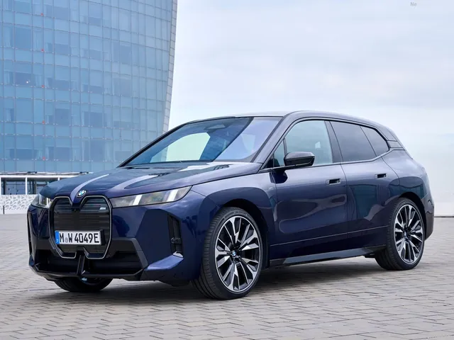 BMW iX M70 (2026)