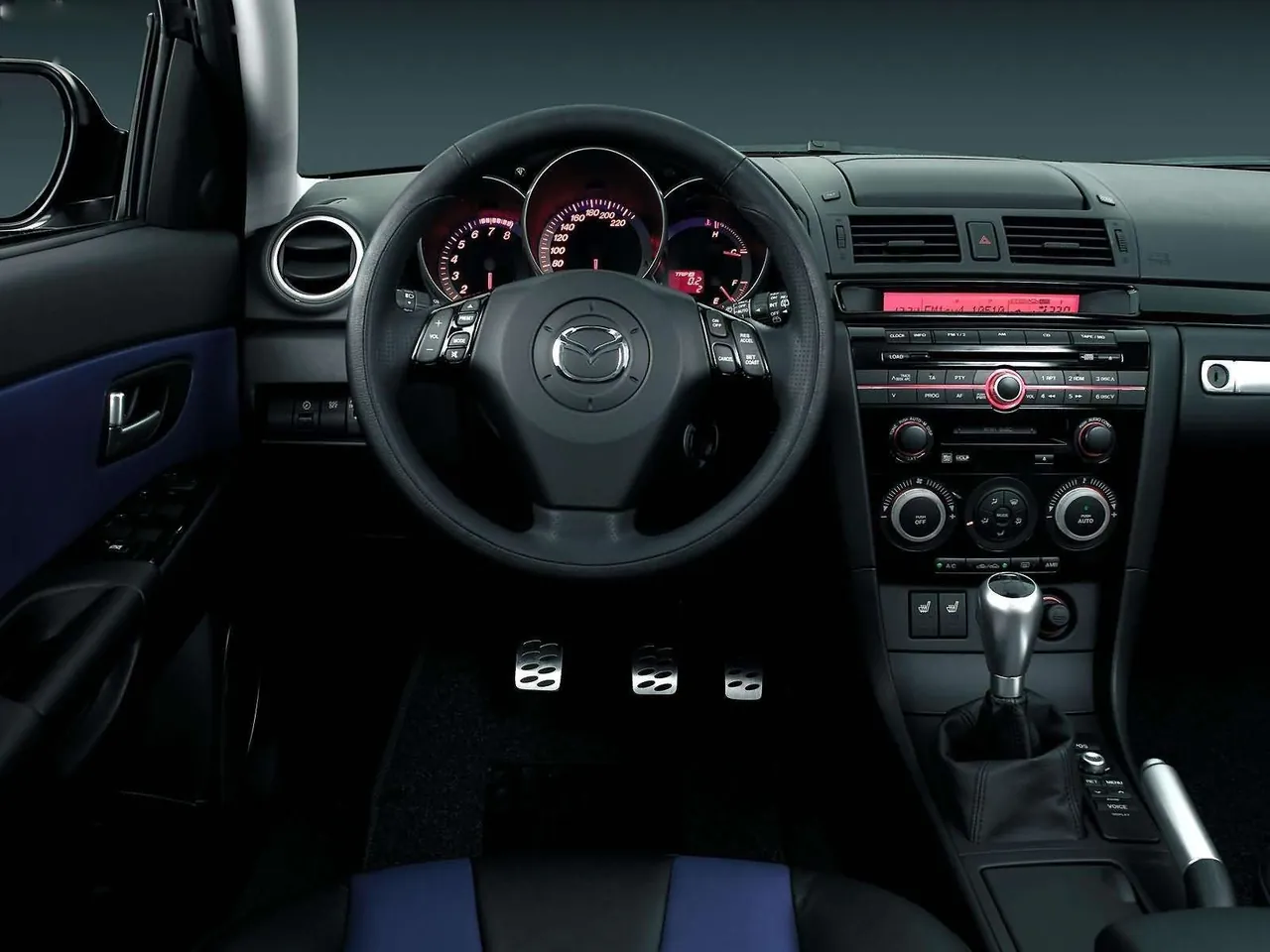 Mazda MX Sportif Concept (2003) – interiér