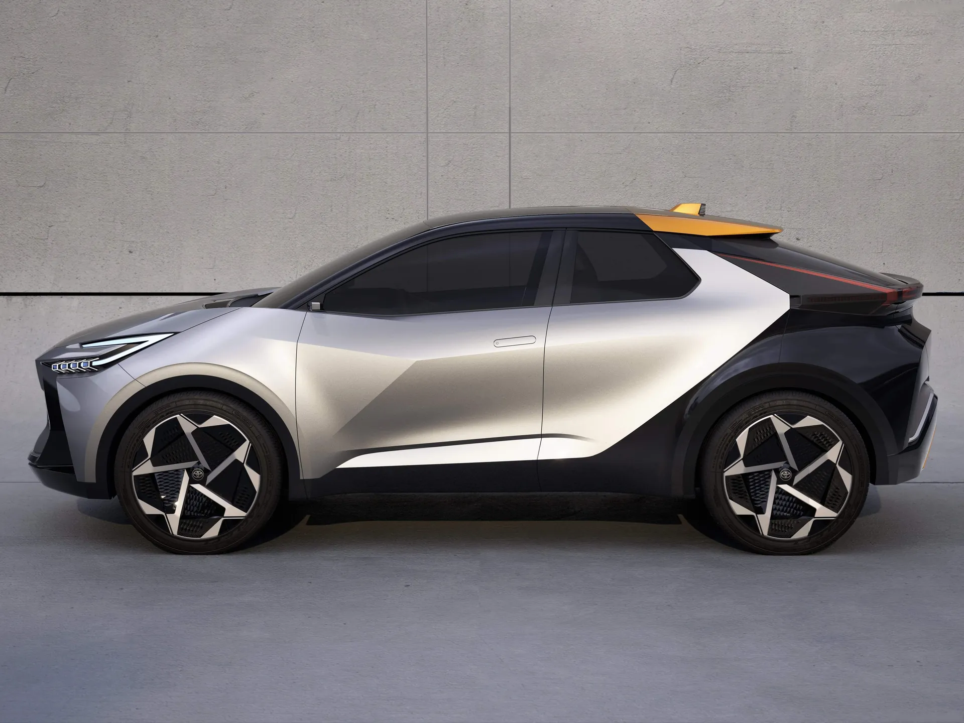 Toyota C-HR Prologue Concept (2022) – boční profil