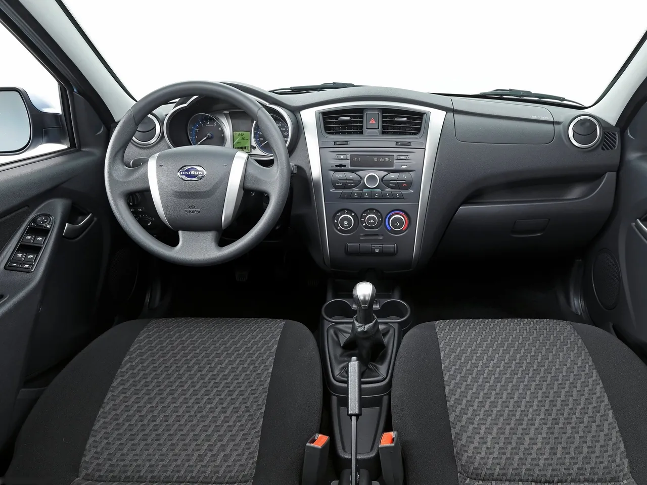 Datsun on-DO (2015) – interiér