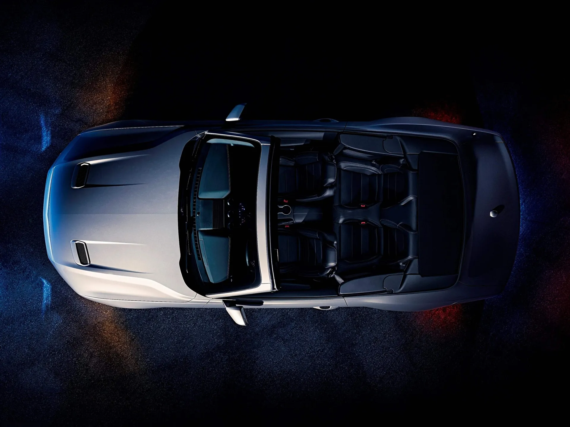 Ford Mustang GT Convertible (2018) – pohled shora