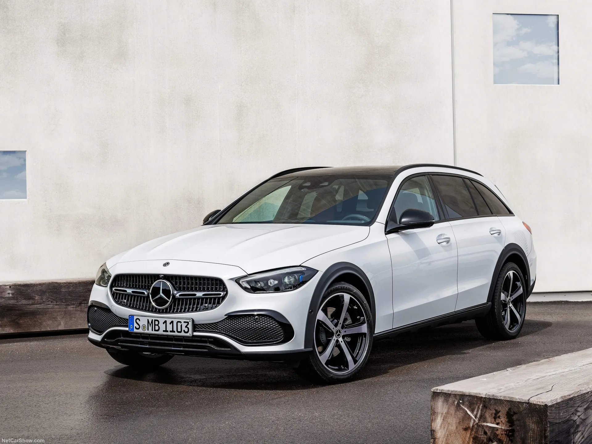 Mercedes-Benz C-Class All-Terrain (2022)