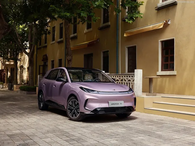 BAIC ArcFox T1 (2026)