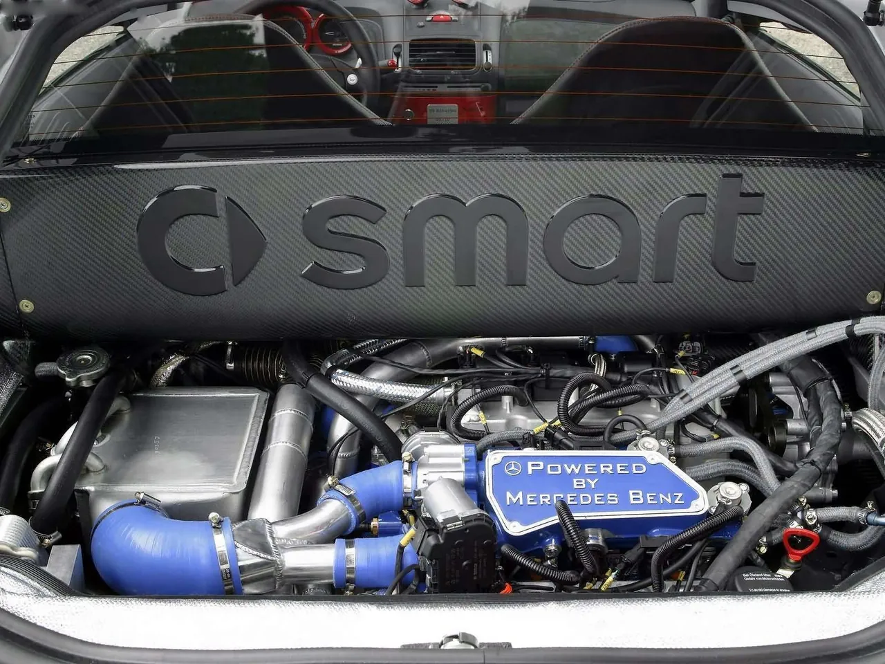 Brabus Smart Roadster Coupe V6 biturbo (2003) – motorový prostor