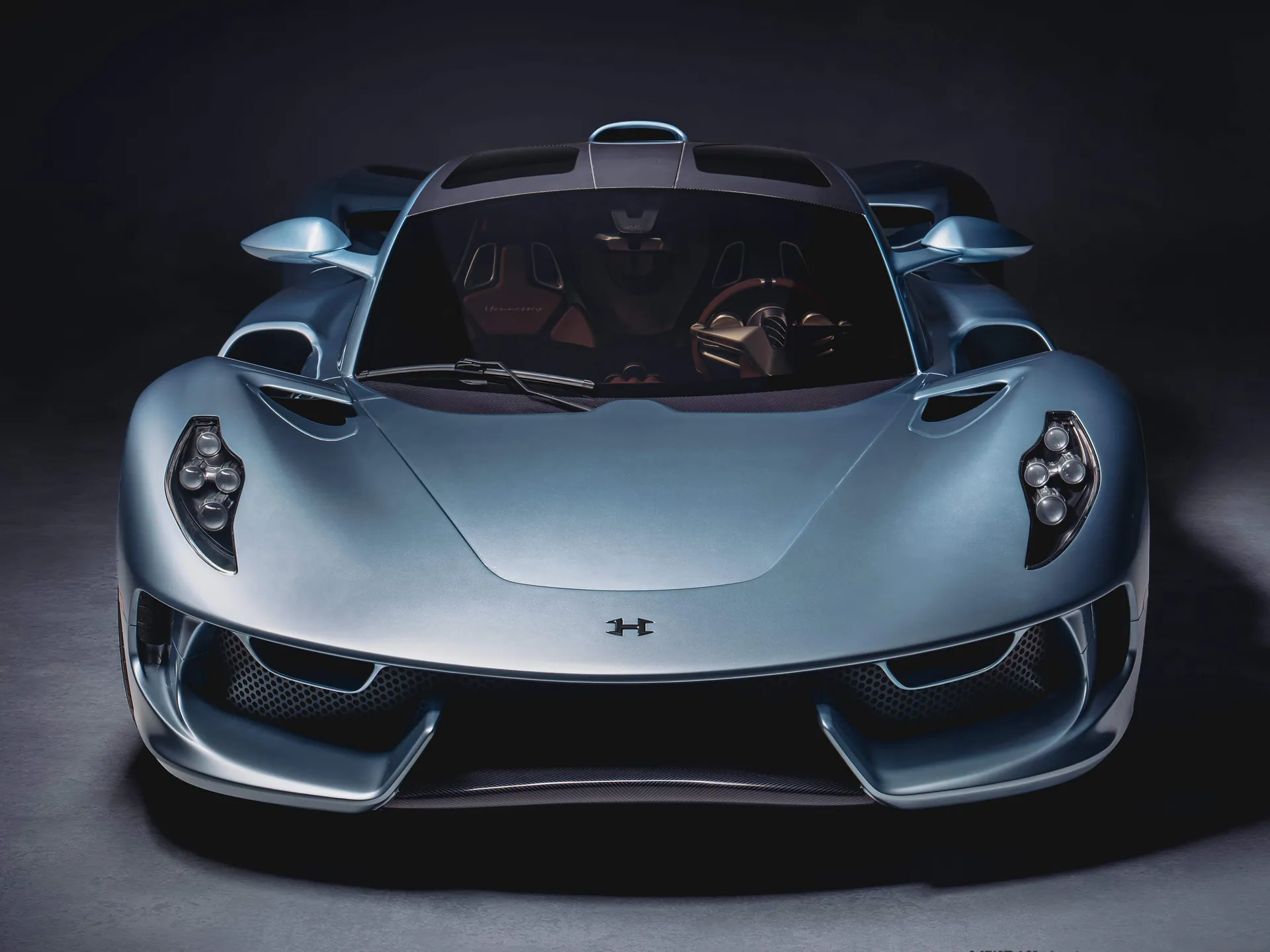 Hennessey Blackbird (2030) – zepředu
