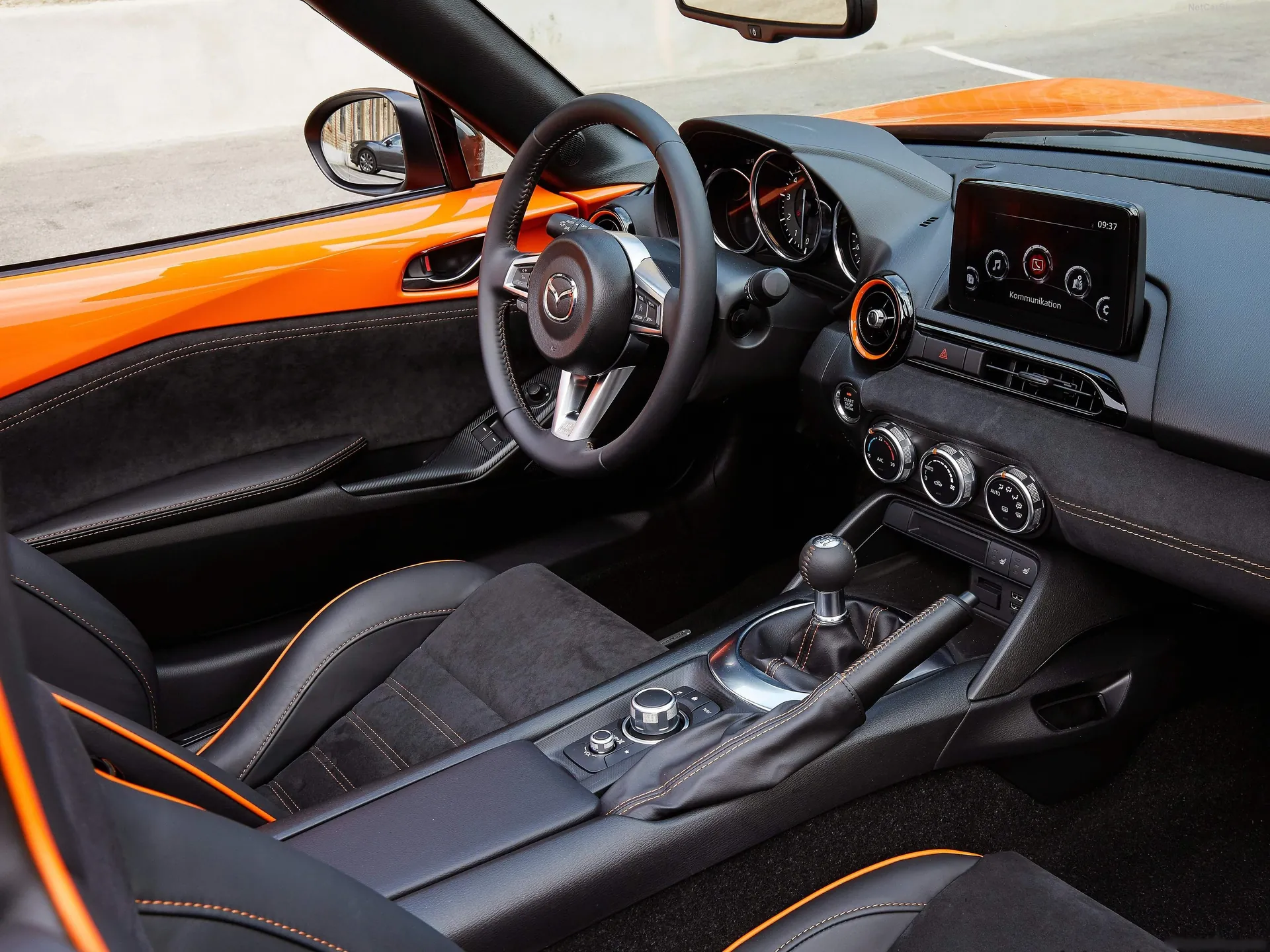 Mazda MX-5 30th Anniversary (2019) – interiér