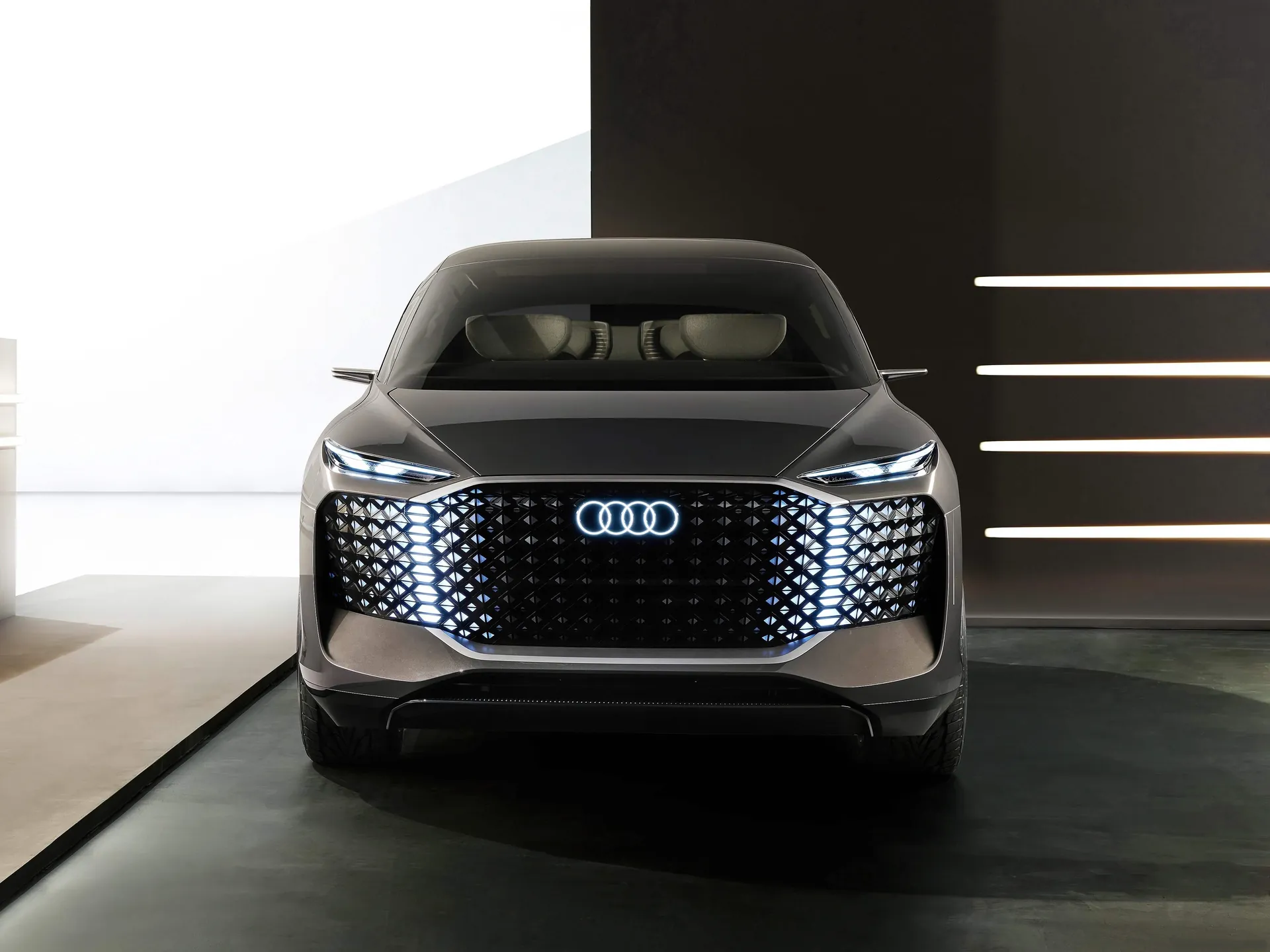 Audi Urbansphere Concept (2022) – zepředu