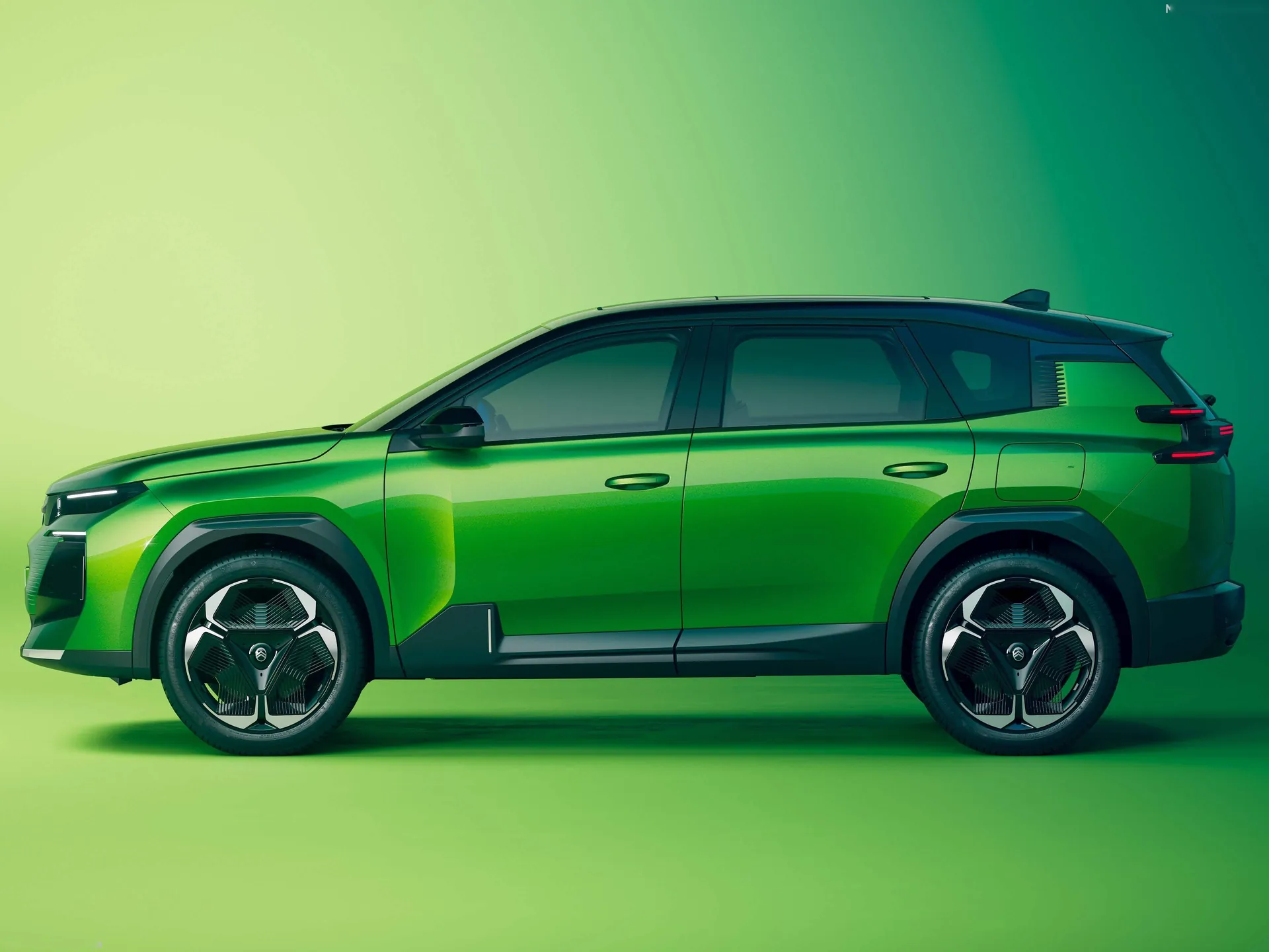 Citroen C5 Aircross (2026) – boční profil