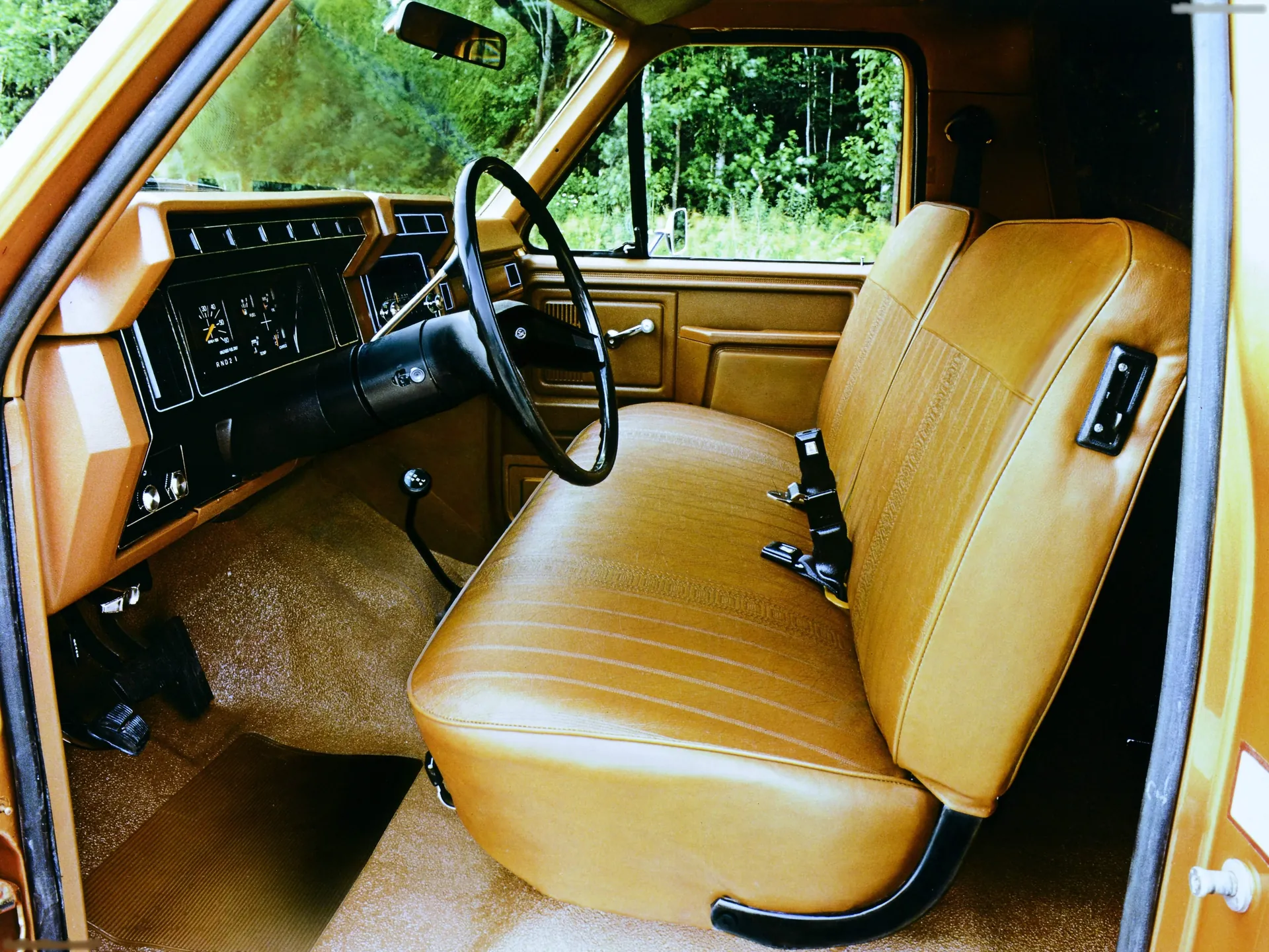 Ford Bronco (1980) – interiér