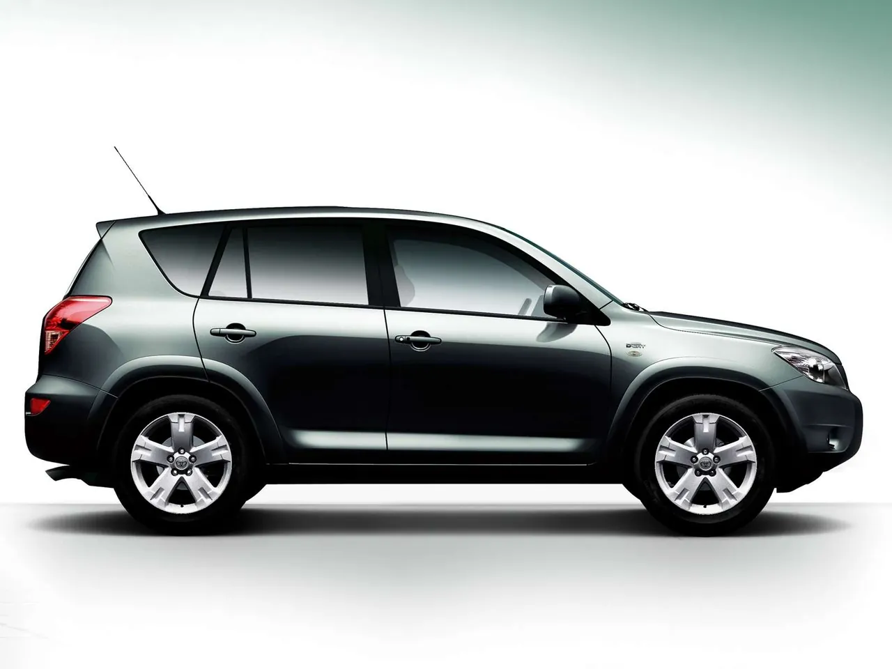 Toyota RAV4 X (2006) - Side Profile