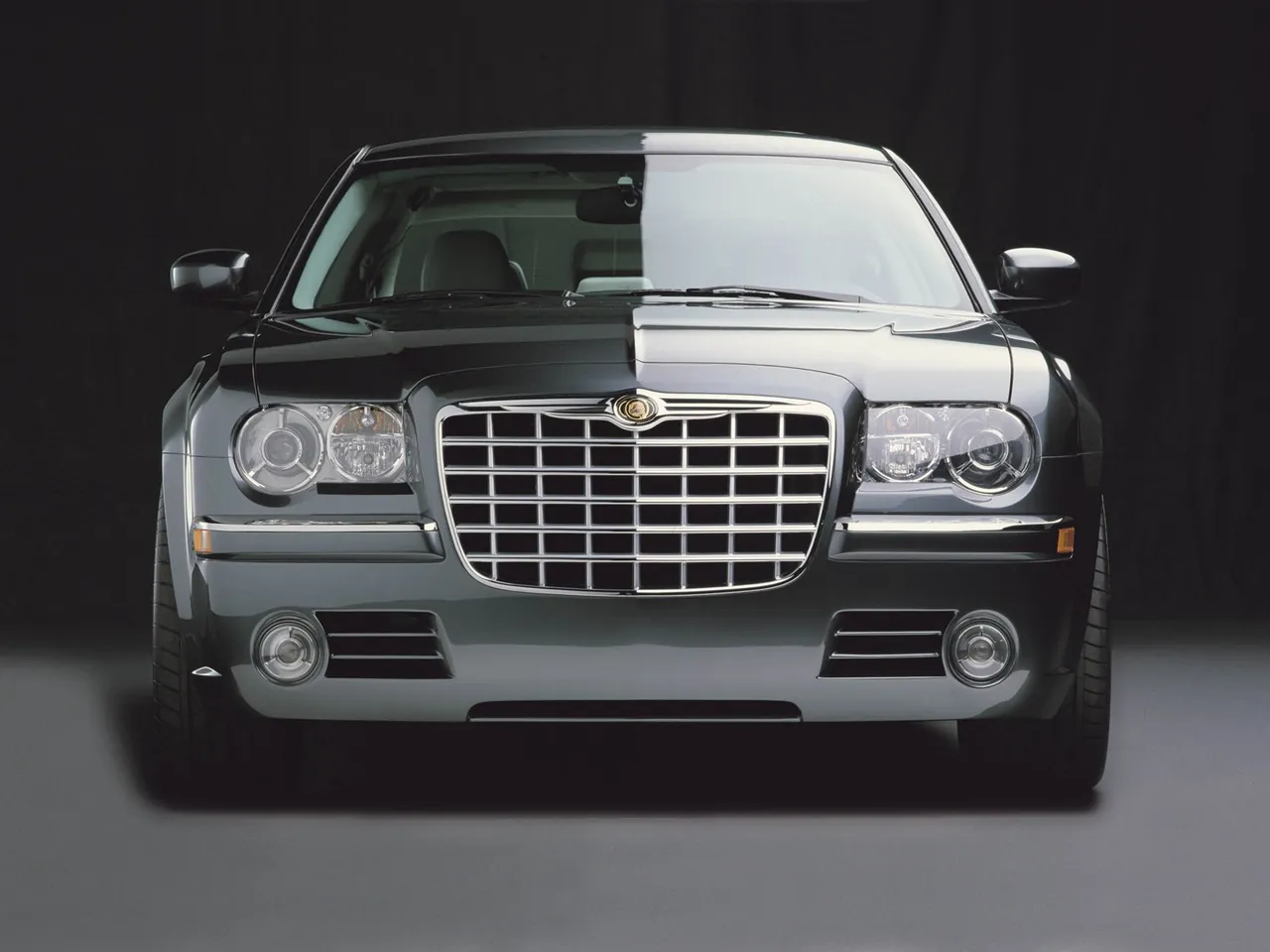 Chrysler 300C Concept (2003) – zepředu