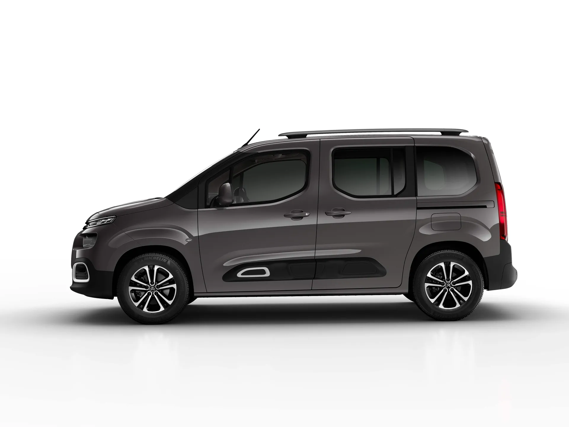 Citroen Berlingo (2019) – boční profil