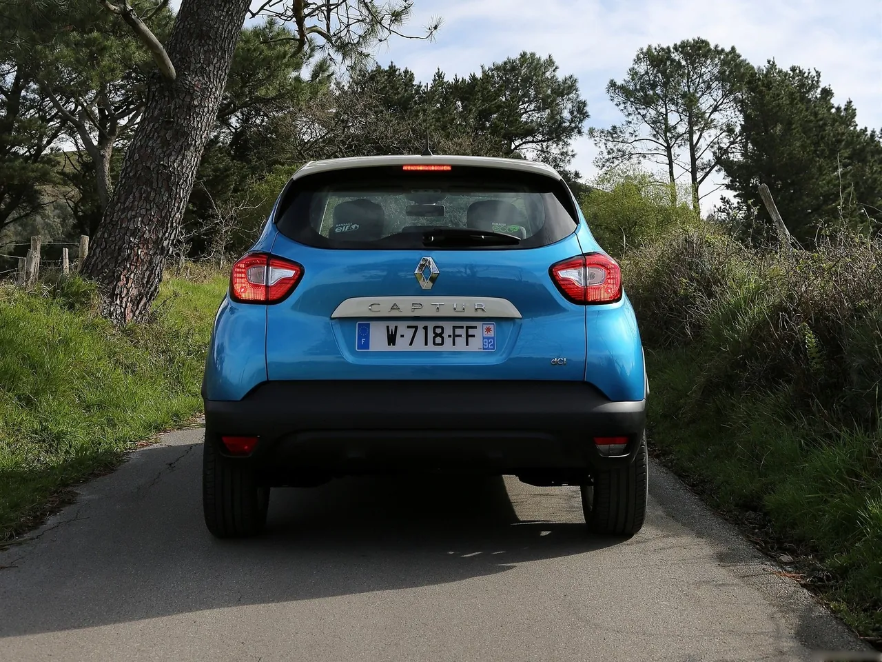 Renault Captur (2014) – zezadu