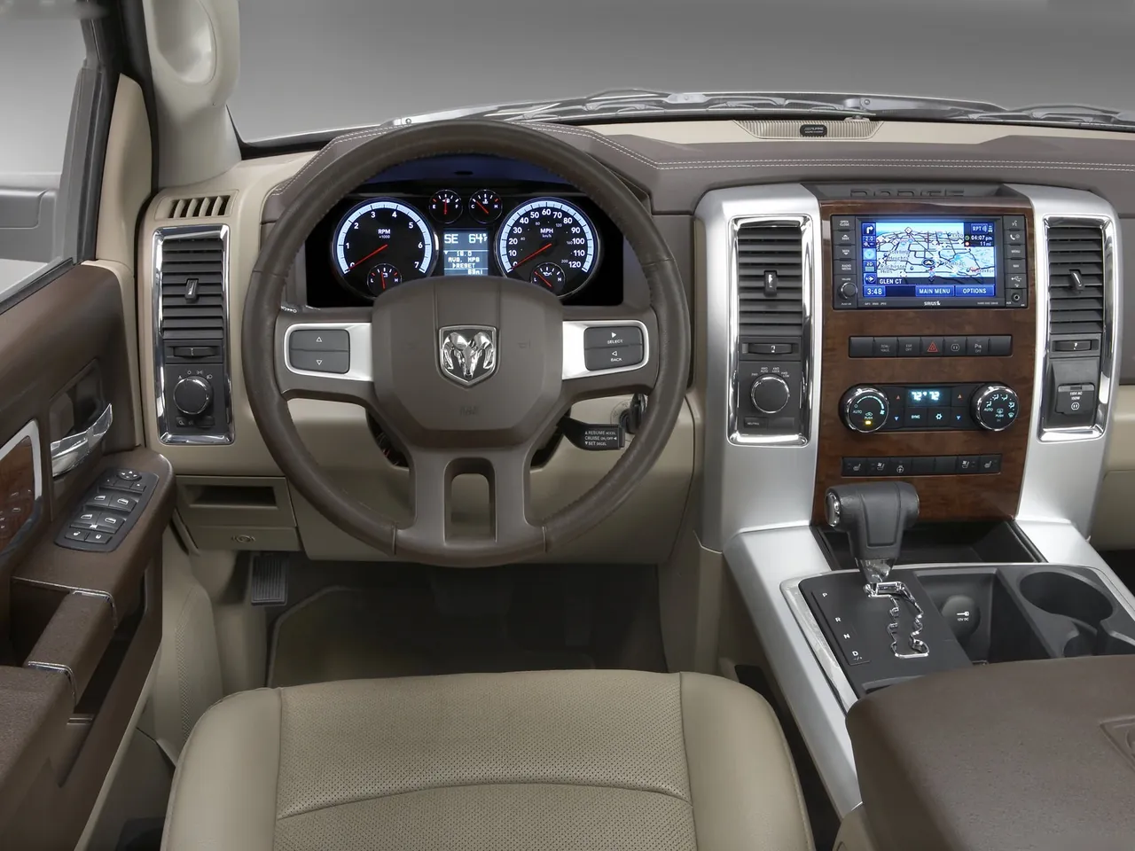 Dodge Ram 1500 (2009) – interiér