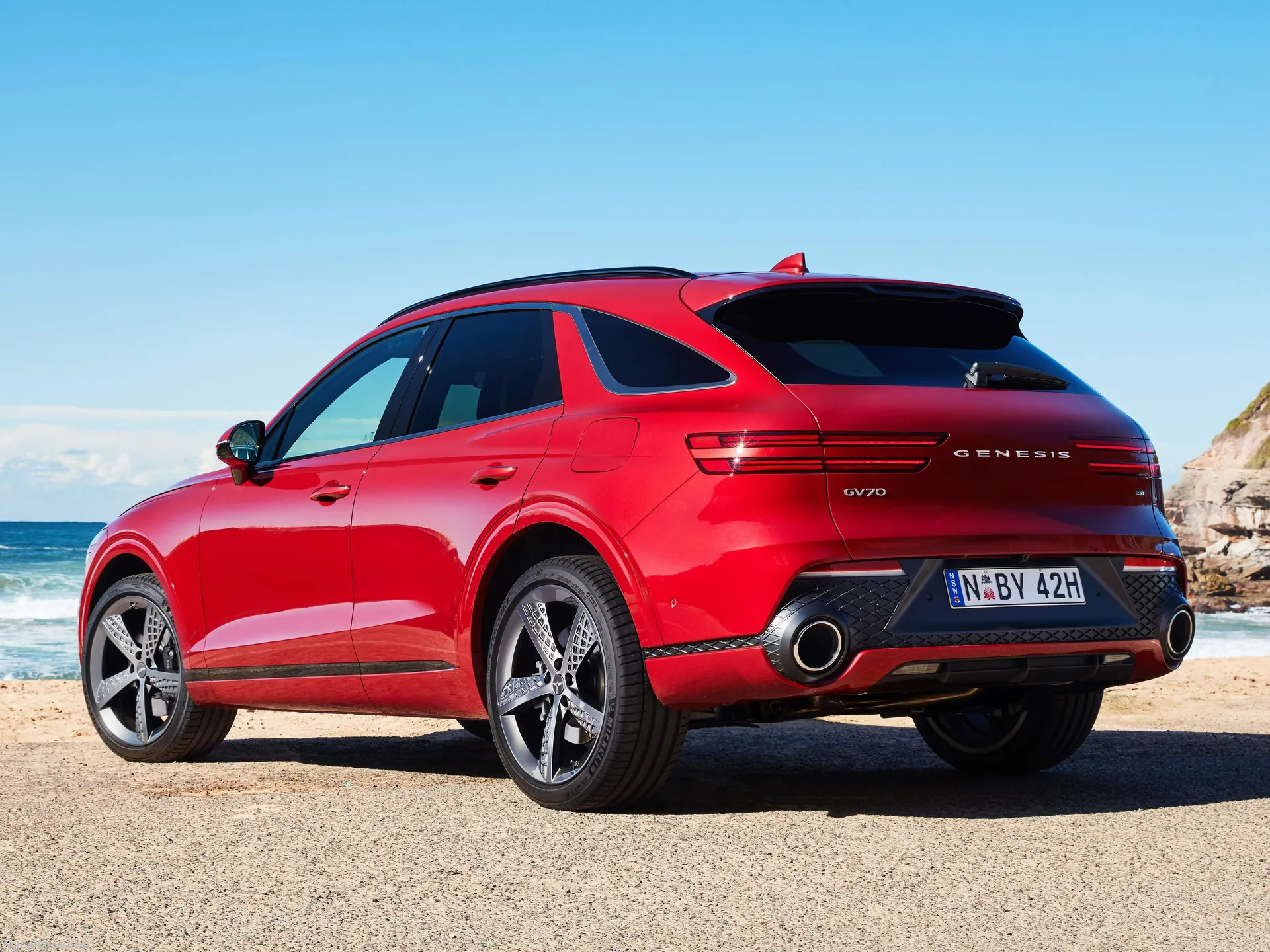 Genesis GV70 (2021) – zadní tříčtvrteční pohled